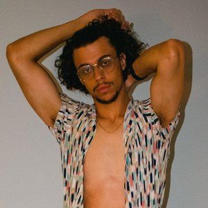 Meet your Posher, Isaac